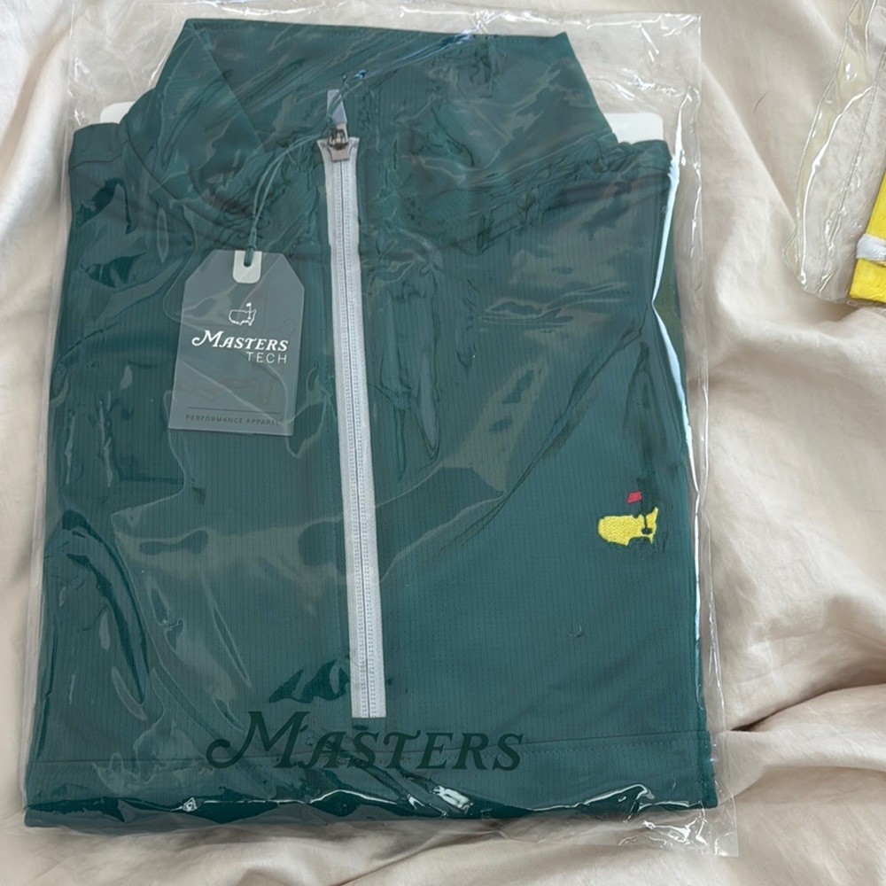 Masters Tech Green Pullover